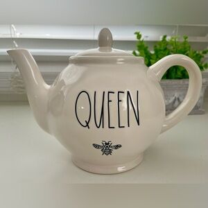 Rae Dunn Queen Bee Ceramic Teapot Magenta Artisan Collection